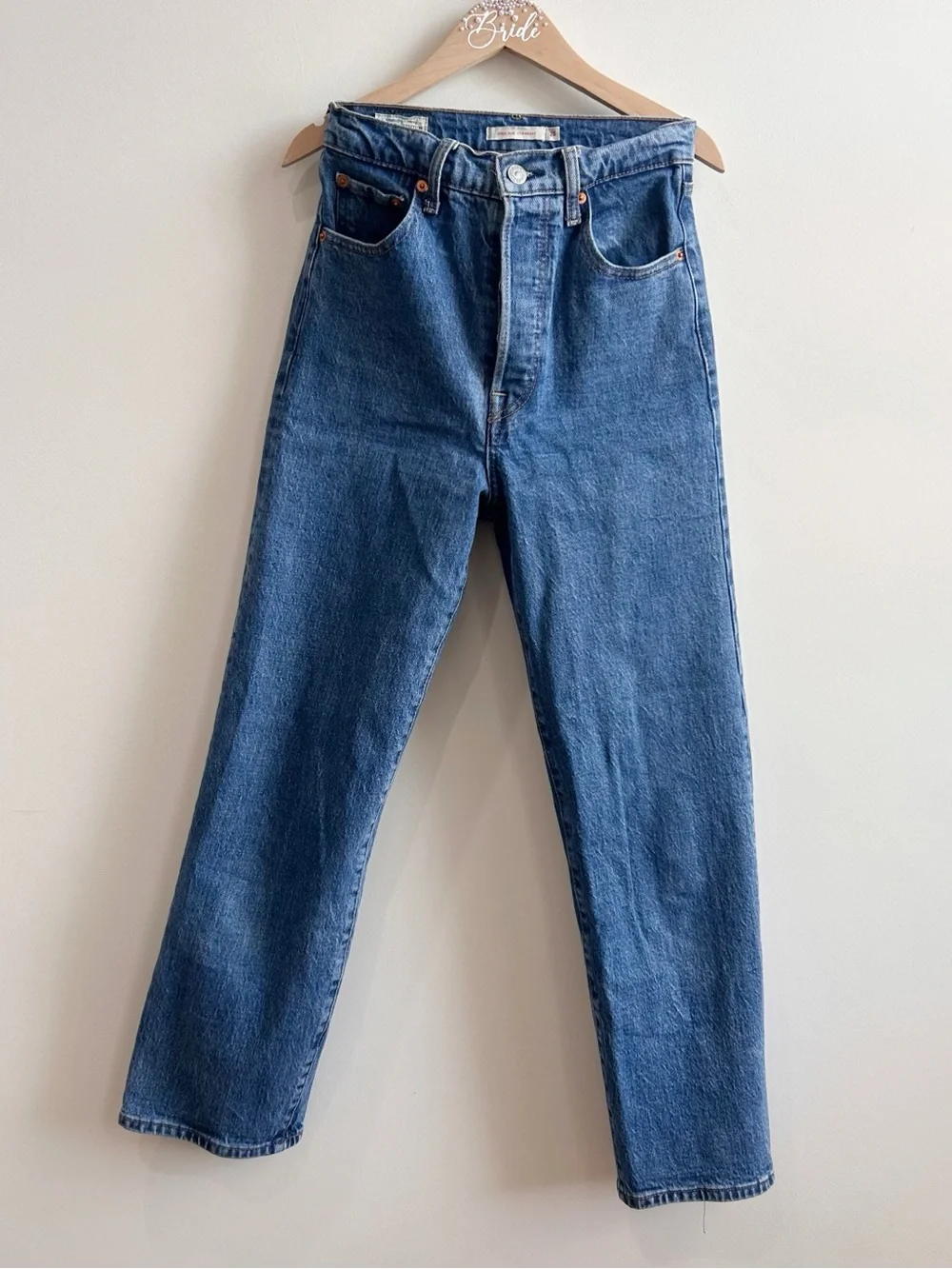 Levi's Premium Ribcage Straight Leg Jeans Medium Wash Button Fly Size 26